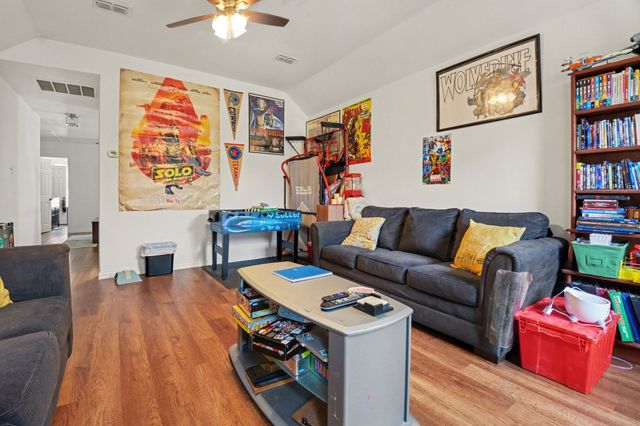 232 Patricia Lane, Highland Village, TX 75077