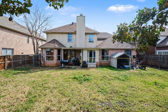 232 Patricia Lane, Highland Village, TX 75077