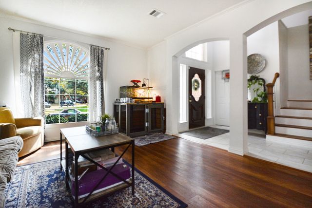 232 Patricia Lane, Highland Village, TX 75077