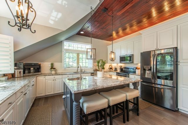29 Sommerfield Ave, Parsippany-troy Hills Twp., NJ 07878
