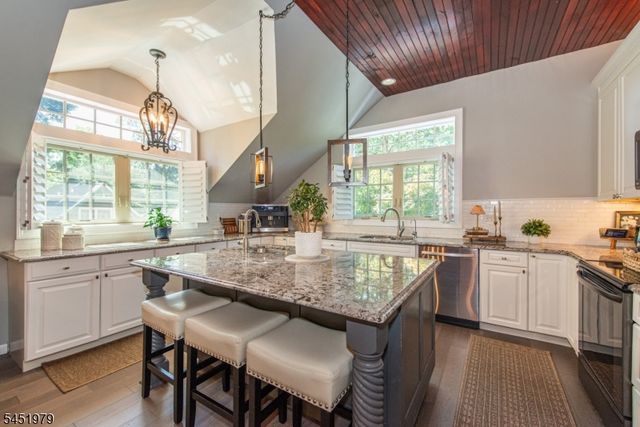 29 Sommerfield Ave, Parsippany-troy Hills Twp., NJ 07878