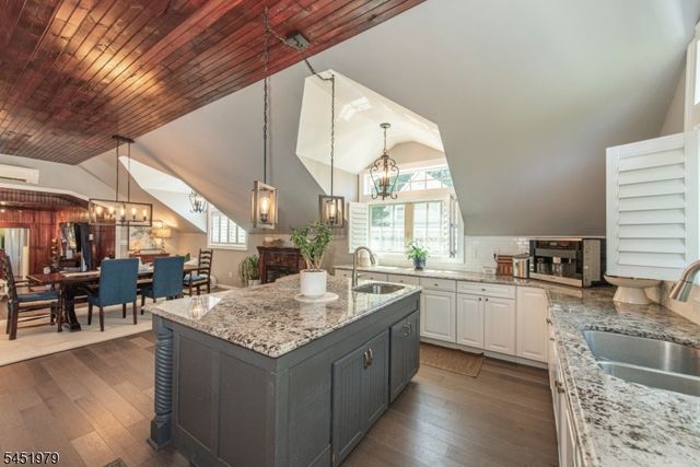 29 Sommerfield Ave, Parsippany-troy Hills Twp., NJ 07878