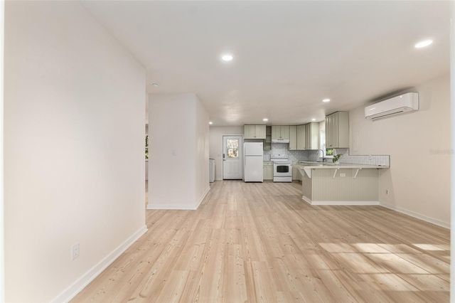 18124 SW 75TH AVENUE, Archer, FL 32618