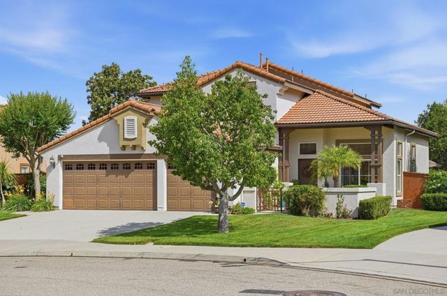 3234 Meadow Grass Lane, Escondido, CA 92027