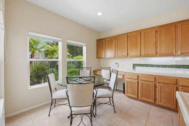 3234 Meadow Grass Lane, Escondido, CA 92027