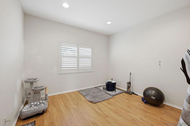 3234 Meadow Grass Lane, Escondido, CA 92027