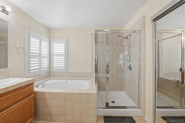 3234 Meadow Grass Lane, Escondido, CA 92027