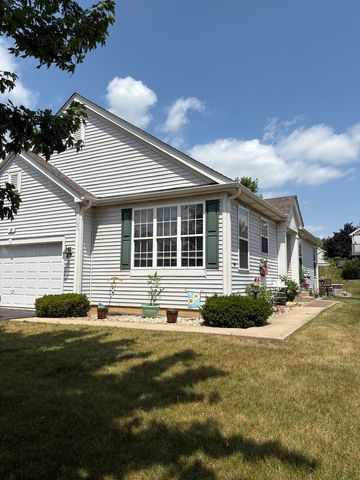 5 E HAGUE Drive, Antioch, IL 60002