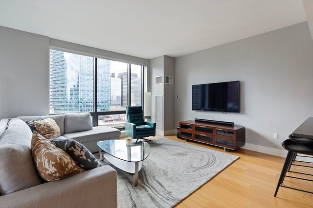 45 Province St 1706, Boston, MA 02108