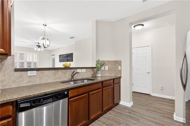 4805 W Village Way SE 1105, Smyrna, GA 30080