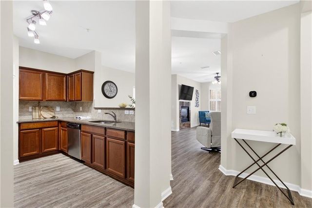 4805 W Village Way SE 1105, Smyrna, GA 30080
