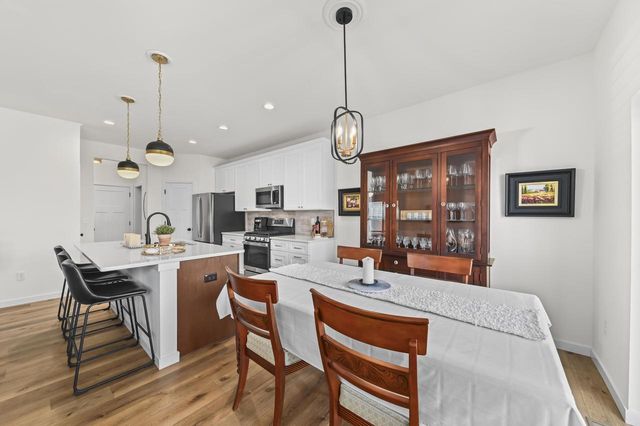 N118W7360 Fairway LANE, Cedarburg, WI 53012
