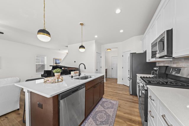 N118W7360 Fairway LANE, Cedarburg, WI 53012