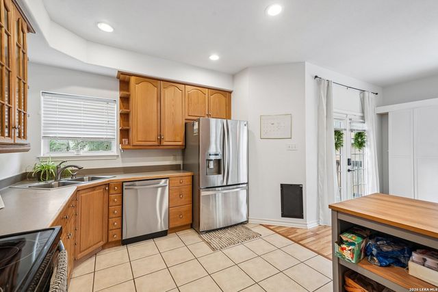 15727 Knolldown, San Antonio, TX 78247