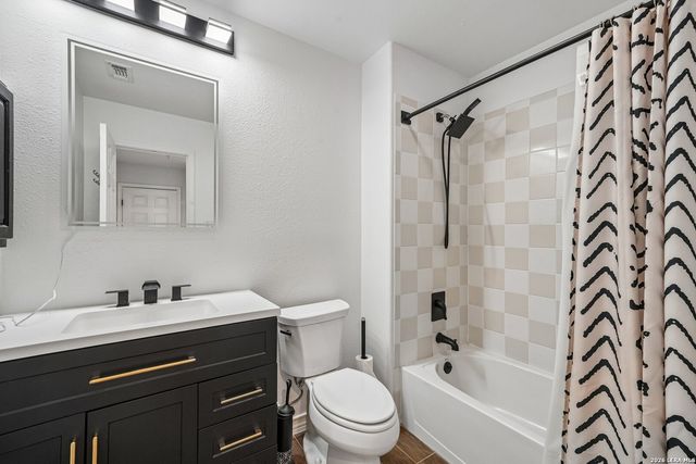 15727 Knolldown, San Antonio, TX 78247