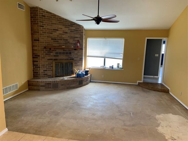 781 January Lane, Ponder, TX 76259