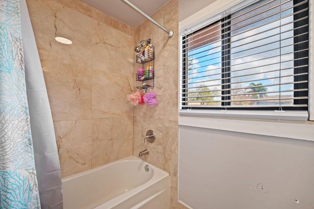 6187 Laurel Lane, Tamarac, FL 33319