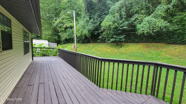 2333 Thorn Grove Pike, Knoxville, TN 37914