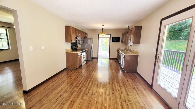 2333 Thorn Grove Pike, Knoxville, TN 37914