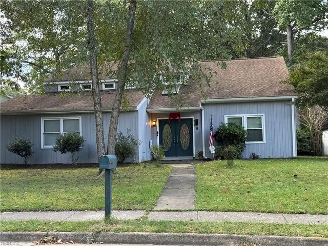 9 Kenilworth DR, Hampton, VA 23666