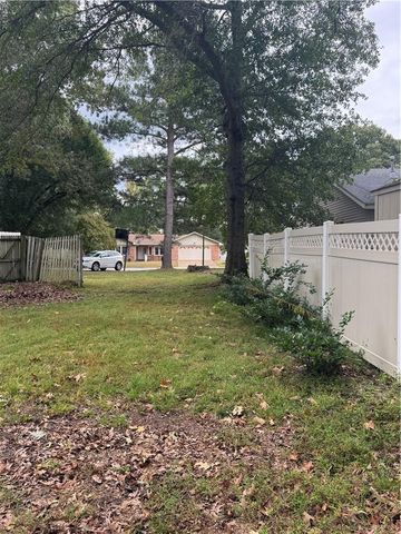 9 Kenilworth DR, Hampton, VA 23666
