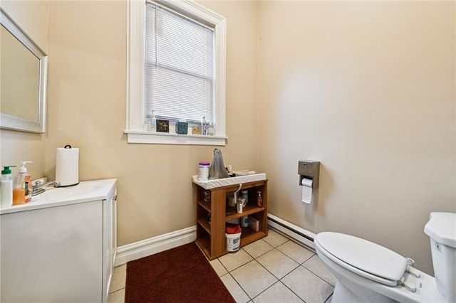 8304 Frankstown Ave, Wilkinsburg, PA 15221