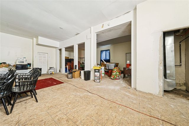 8304 Frankstown Ave, Wilkinsburg, PA 15221