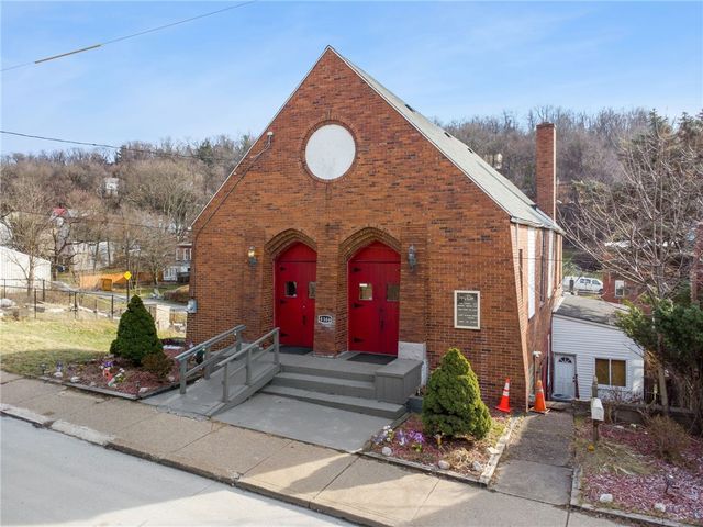8304 Frankstown Ave, Wilkinsburg, PA 15221