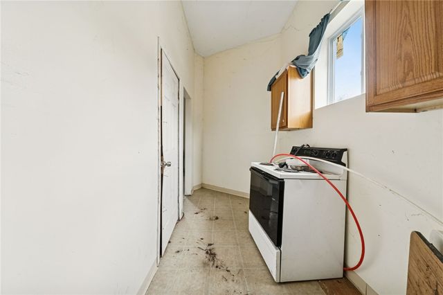 8304 Frankstown Ave, Wilkinsburg, PA 15221