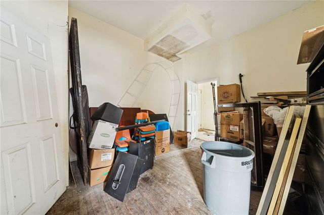 8304 Frankstown Ave, Wilkinsburg, PA 15221