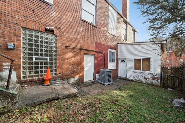 8304 Frankstown Ave, Wilkinsburg, PA 15221