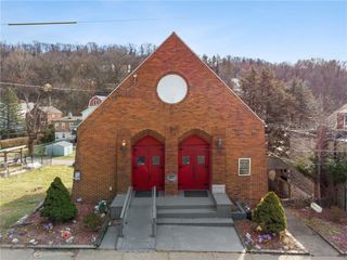 8304 Frankstown Ave, Wilkinsburg, PA 15221
