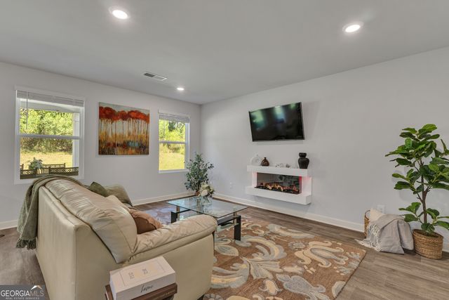 706 Windstream Drive, Lagrange, GA 30241