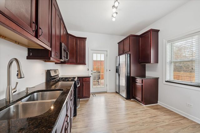 9520 Britta Avenue, Franklin Park, IL 60131