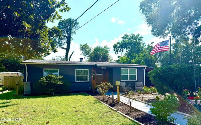 4803 W 19th Court, Panama City, FL 32405