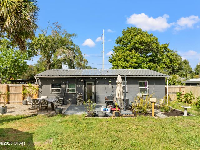 4803 W 19th Court, Panama City, FL 32405