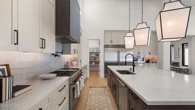 4945 E MOUNTAIN VIEW Road, Paradise Valley, AZ 85253