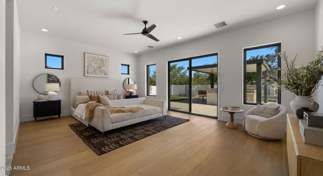 4945 E MOUNTAIN VIEW Road, Paradise Valley, AZ 85253