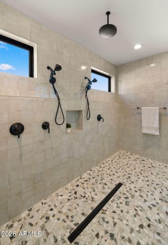 4945 E MOUNTAIN VIEW Road, Paradise Valley, AZ 85253