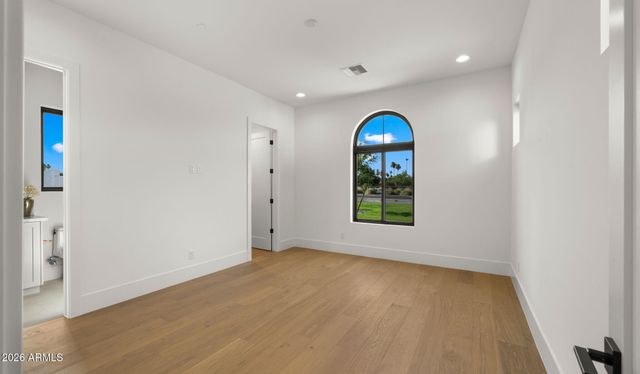 4945 E MOUNTAIN VIEW Road, Paradise Valley, AZ 85253