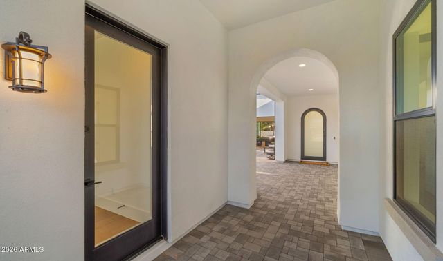 4945 E MOUNTAIN VIEW Road, Paradise Valley, AZ 85253