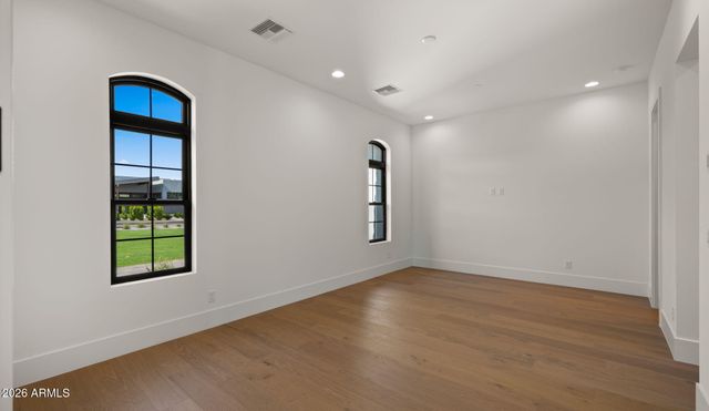 4945 E MOUNTAIN VIEW Road, Paradise Valley, AZ 85253