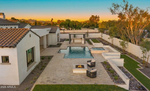 4945 E MOUNTAIN VIEW Road, Paradise Valley, AZ 85253