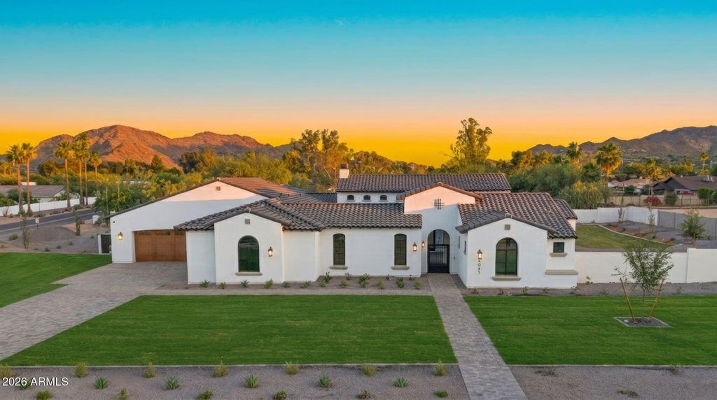 4945 E MOUNTAIN VIEW Road, Paradise Valley, AZ 85253