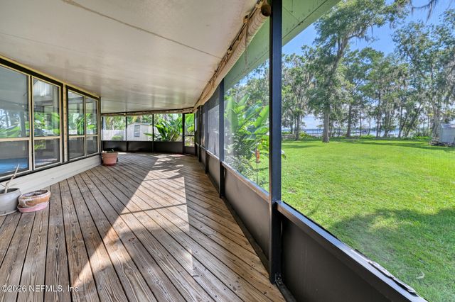 5325 DEER ISLAND Road, Green Cove Springs, FL 32043