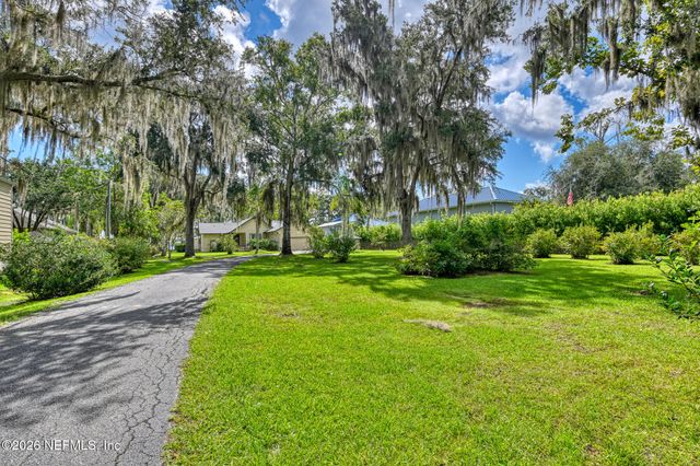 5325 DEER ISLAND Road, Green Cove Springs, FL 32043