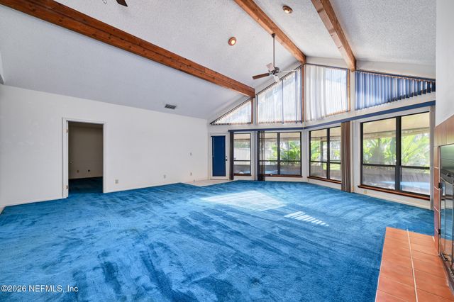 5325 DEER ISLAND Road, Green Cove Springs, FL 32043