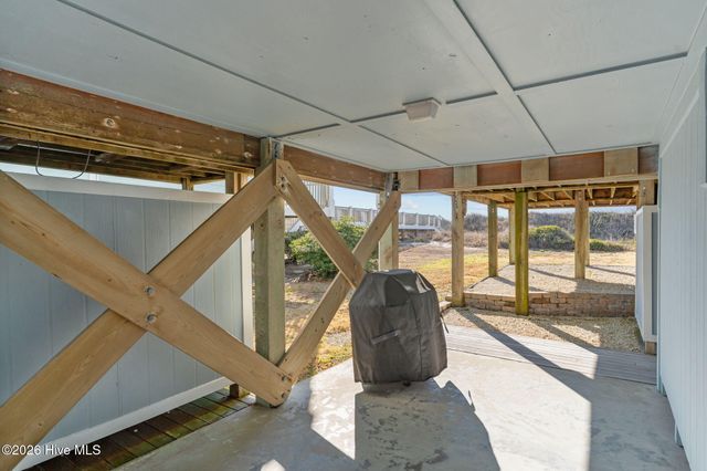 7403 E Beach Drive, Oak Island, NC 28465