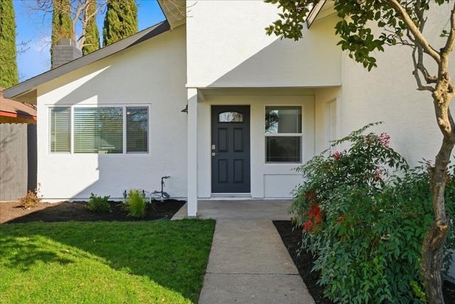 7944 Summerplace Dr, Citrus Heights, CA 95621