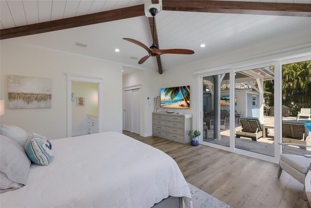 517 70TH STREET, Holmes Beach, FL 34217